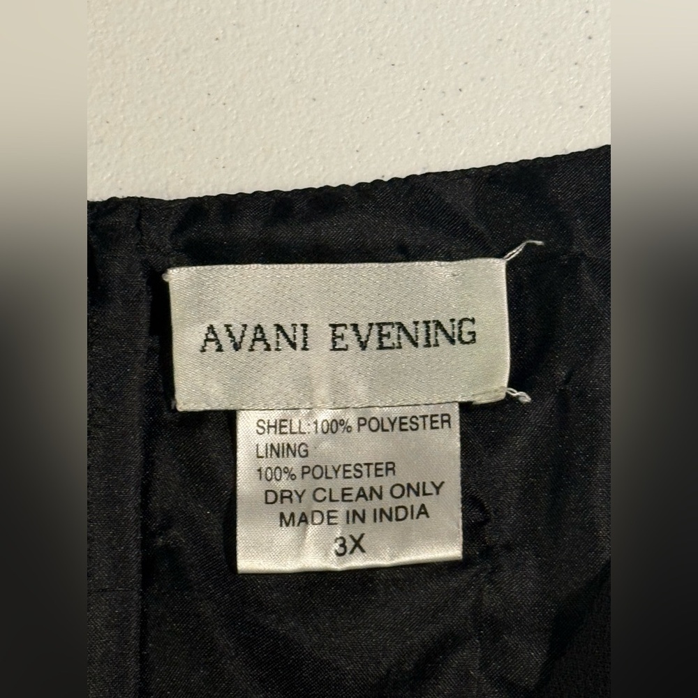 Avani Evening Elegant Black Tank Top - Picture 3 of 4